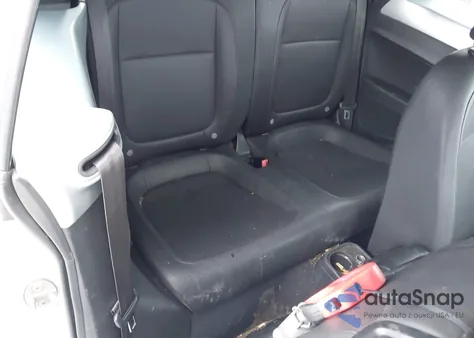 2015 Volkswagen Beetle 1.8T из США, поврежденный, VIN 3VW517AT0FM812700